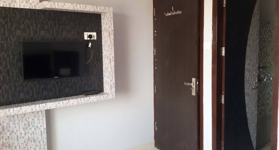 Shahi Hotel, Suratgarh 3